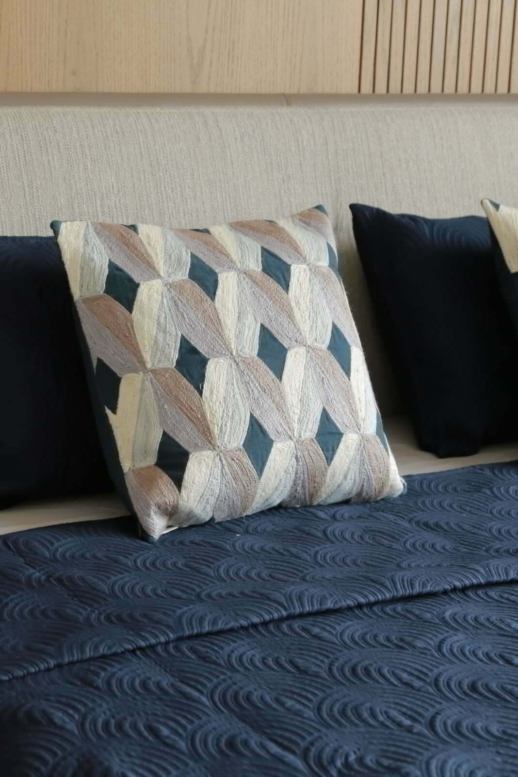 CAMBRE ROYAL BLUE COTTON BEDSPREAD SET
