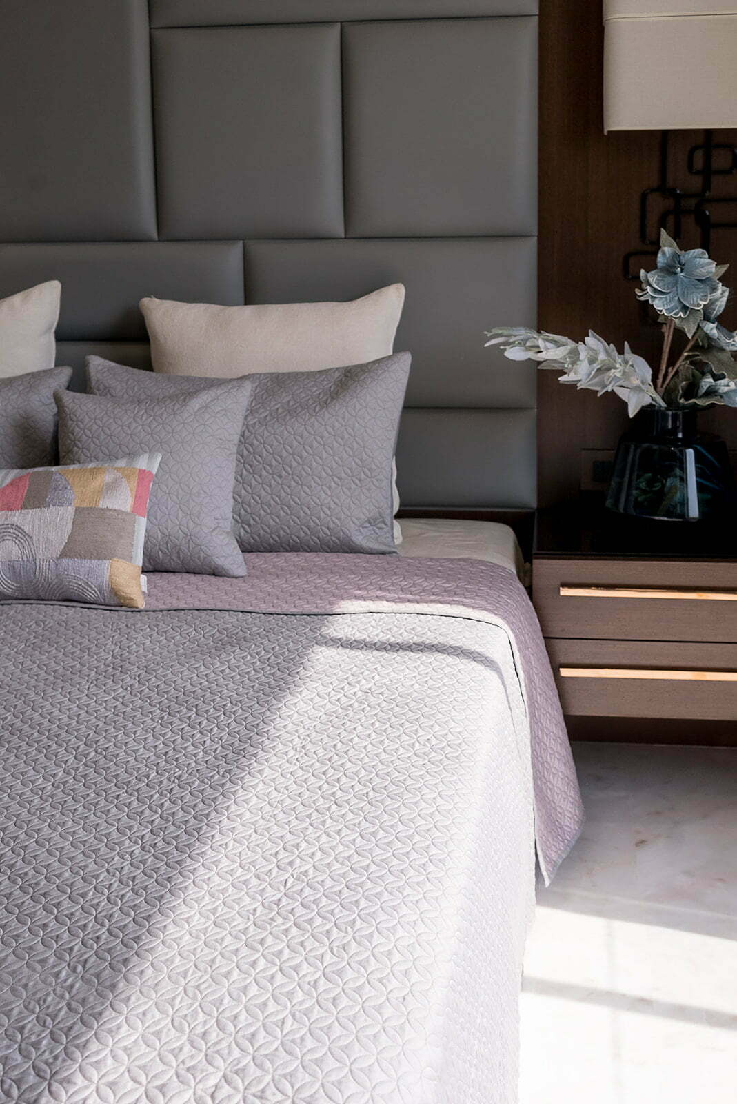 ZATURN GREY COTTON CUSHION COVER