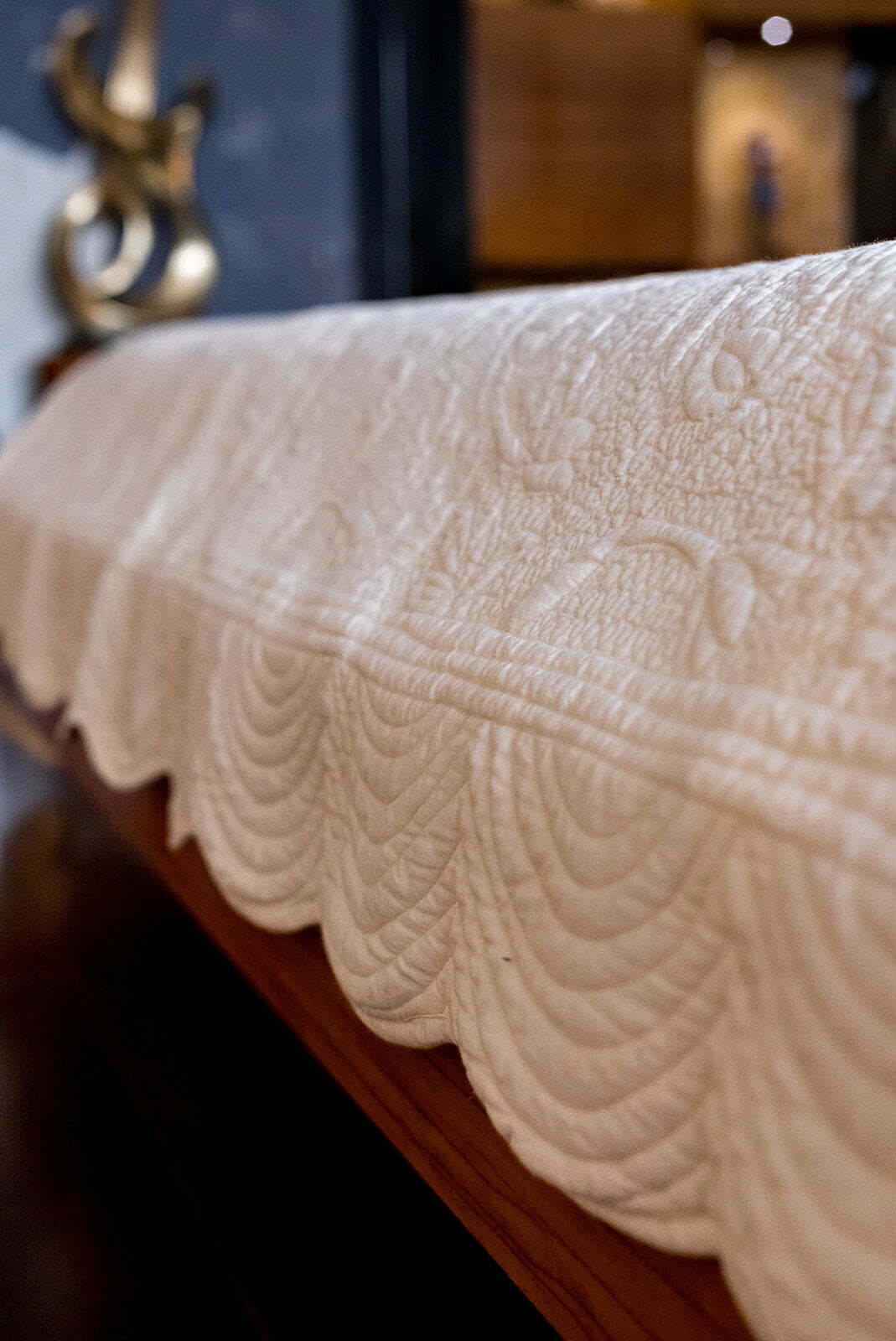 DANCING LOTUS IVORY COTTON BEDSPREAD SET