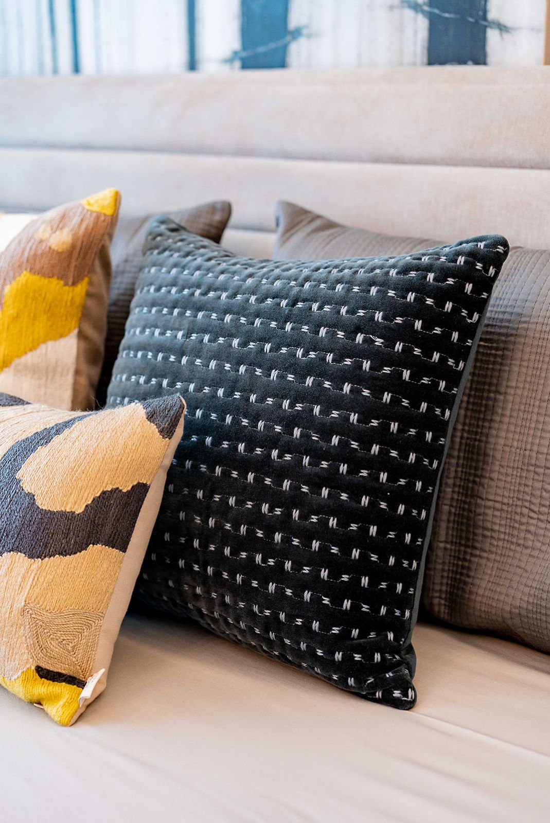 VELOURA BLACK VELVET CUSHION COVER