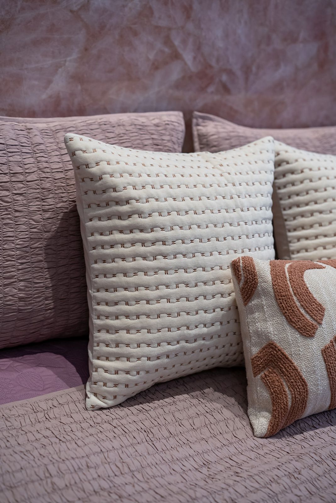 VELOURA VELVET CUSHION COVER