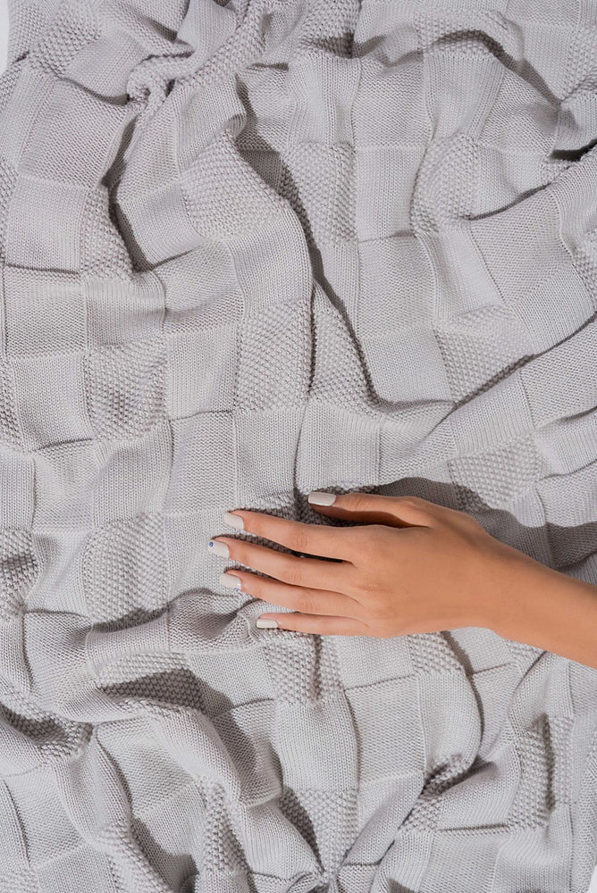 Elsa Grey Throw