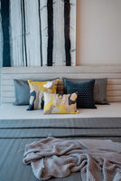 Olaf Grey Chunky Throw